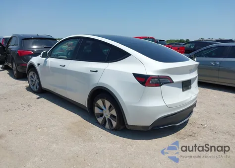 2023 Tesla Model Y Awd/Long Range Dual Motor All-Wheel Drive from USA, damaged, VIN 7SAYGAEE0PF685043